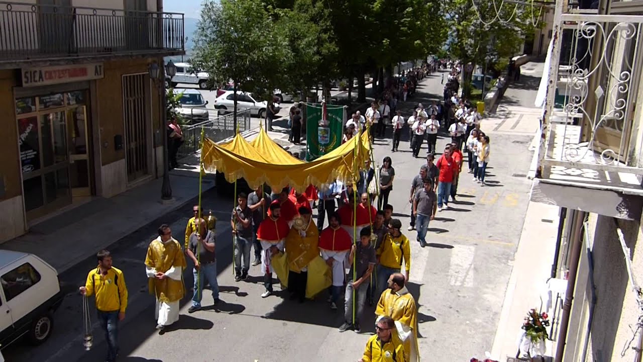 processione Corpus Domini a Cercemaggiore del 22/06/2014