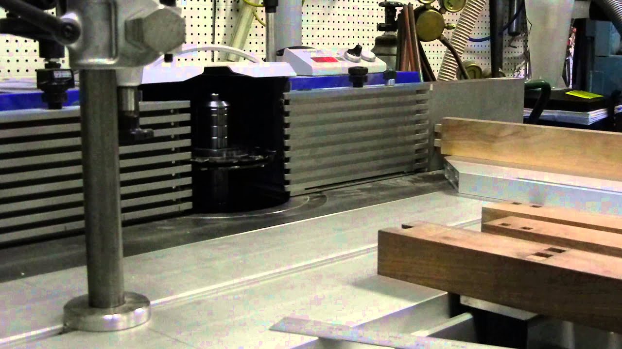 Felder Profil 45 shaper cut double tenon walnut