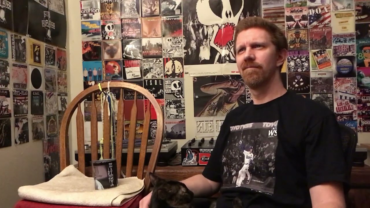 Shnootz - Reaction Video (The Cure - A Strange Day)