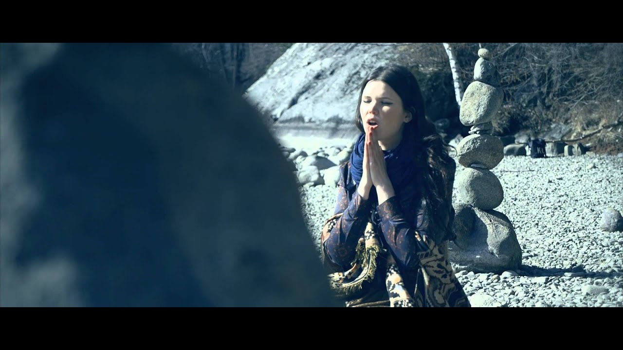 Julia / Huokaus (virallinen musiikkivideo)