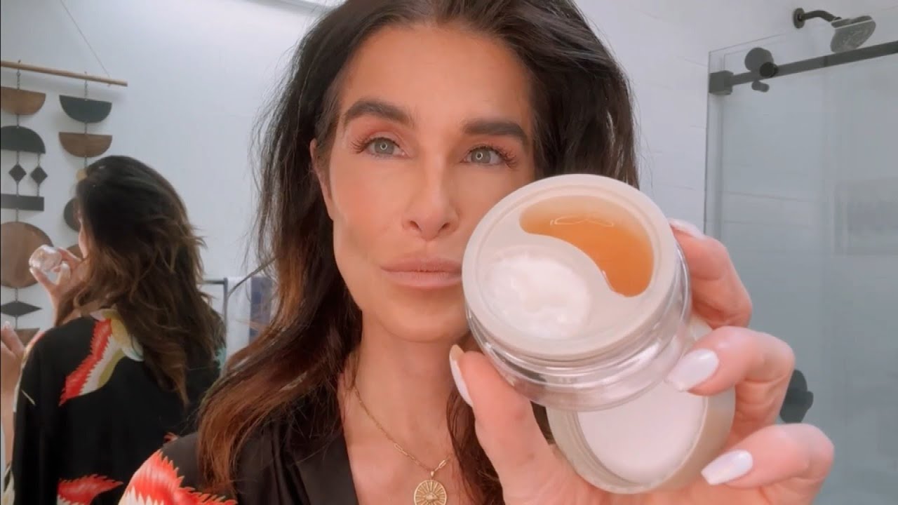 Dermatologist&rsquo;s Tips For Youthful Looking Eyes