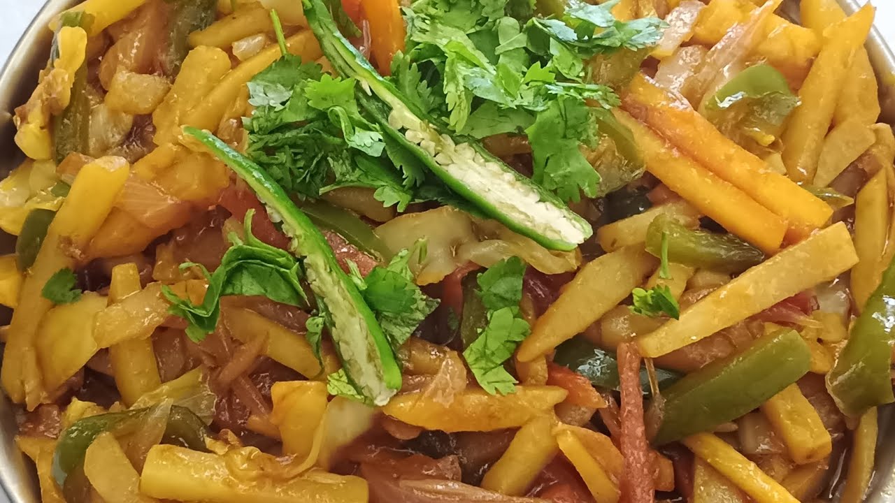 Potato chowmin recipe healthy and tasty bhojan by Arshilanvi kitchen #cookingrecipe #recipe 25 jan 