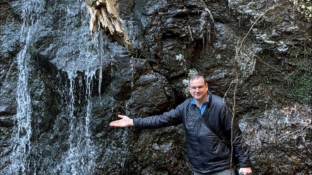 Samusawa Falls (寒沢の滝) – Refreshing 10m Cascade Near Sagamiko