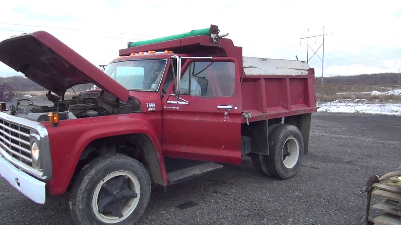 1979 Ford F600 Dump truck