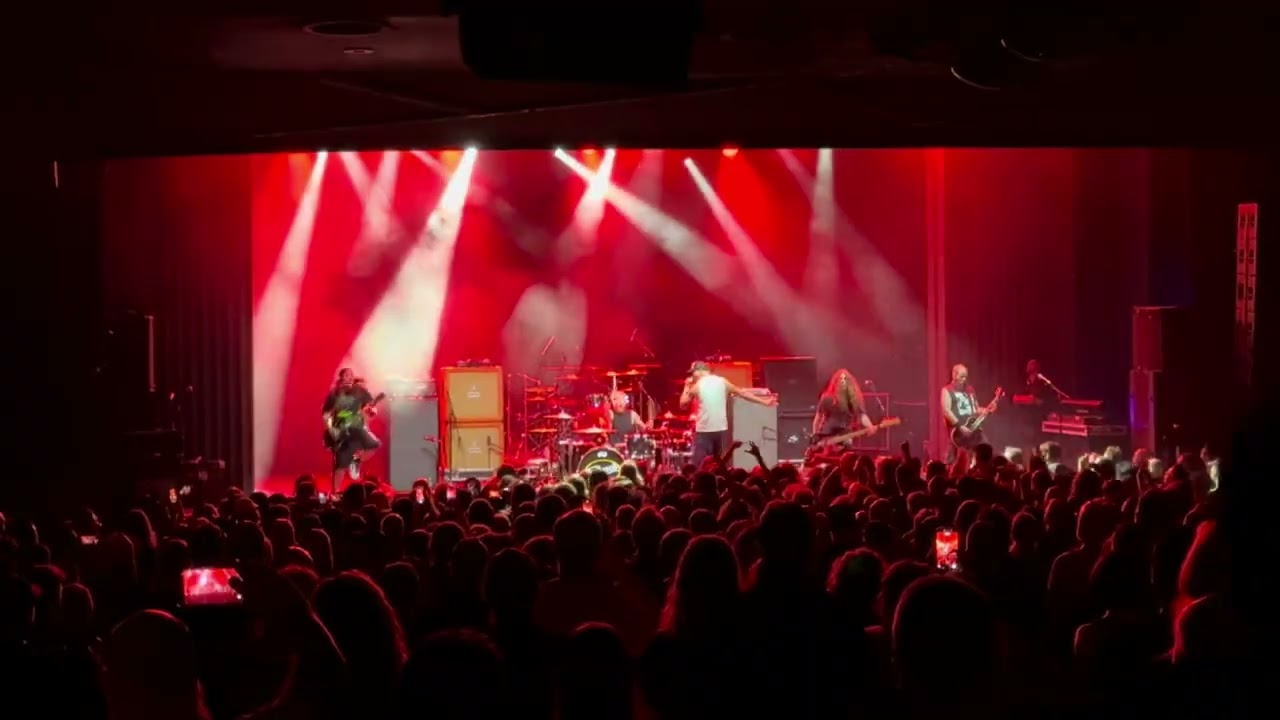 Snot at Enmore theatre