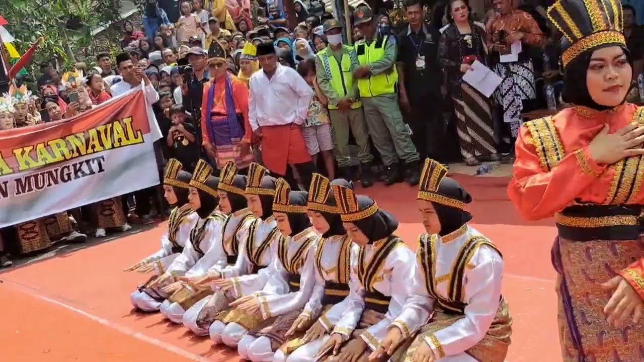 Mengesankan Performa Adat Istiadat Nangro Aceh Dusun Mungkit  Klepu