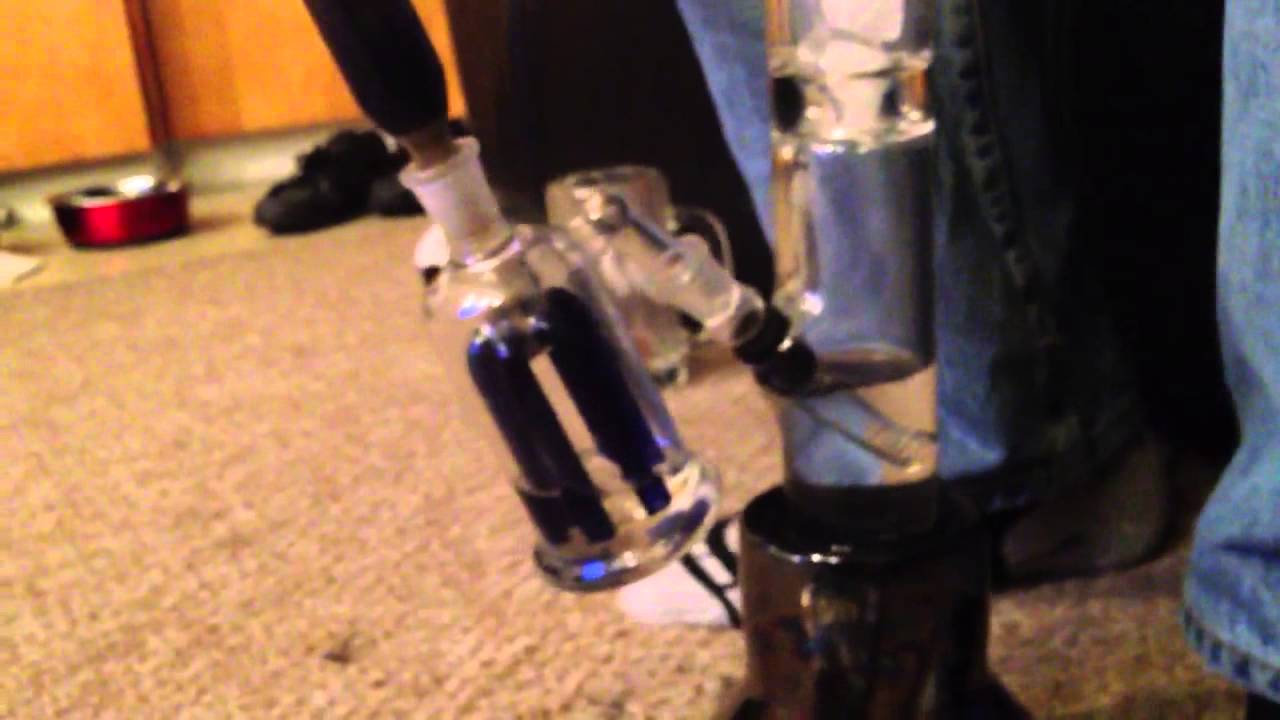 Bong rip with new tree arm perk ash catcher