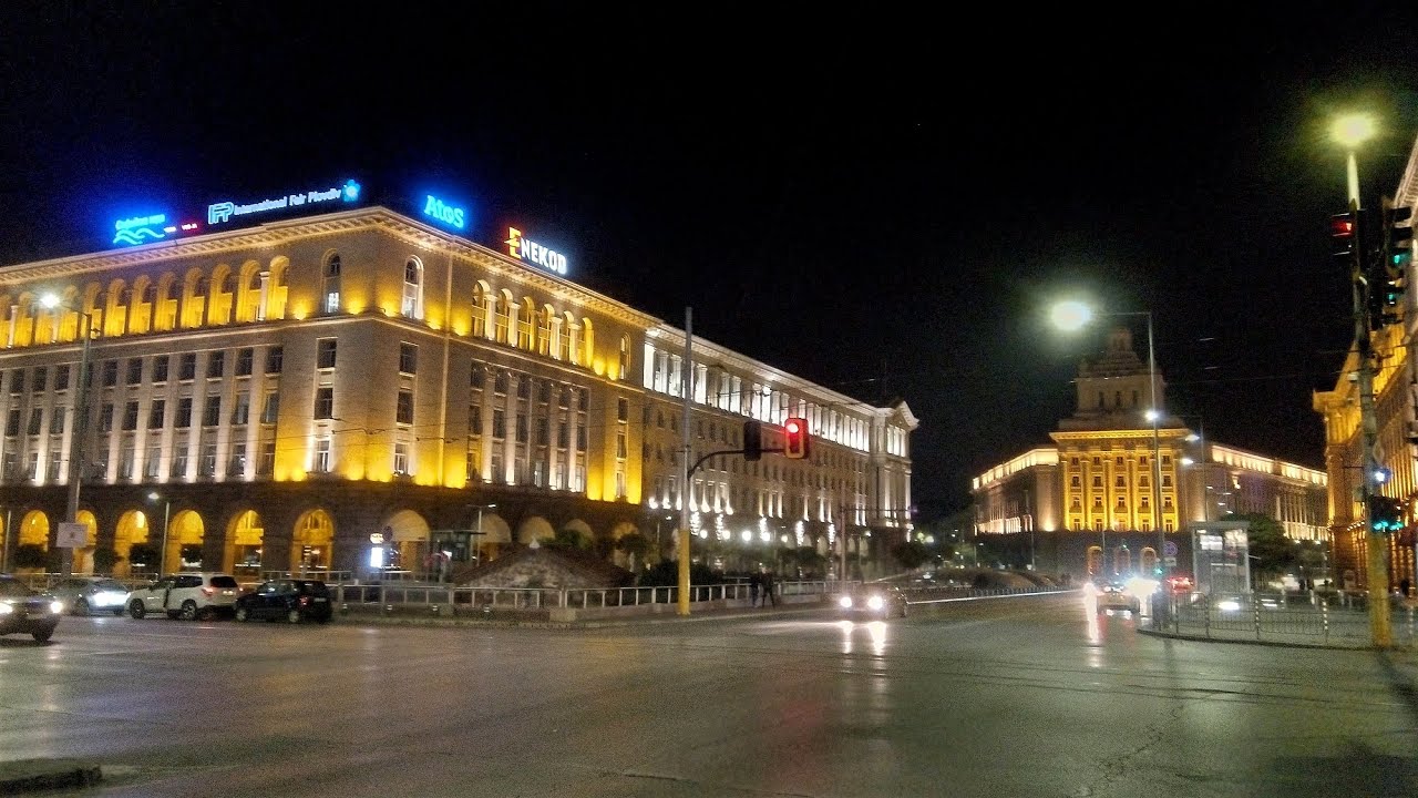 Evening drive in Sofia, Bulgaria 🇧🇬