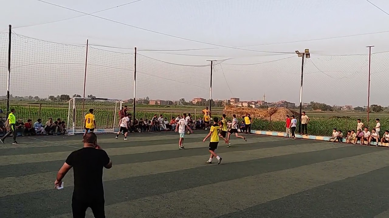 نهائى مونديال الأصدقاء لعام 2024            اوليله× بنى عباد    الشوط الأول  4