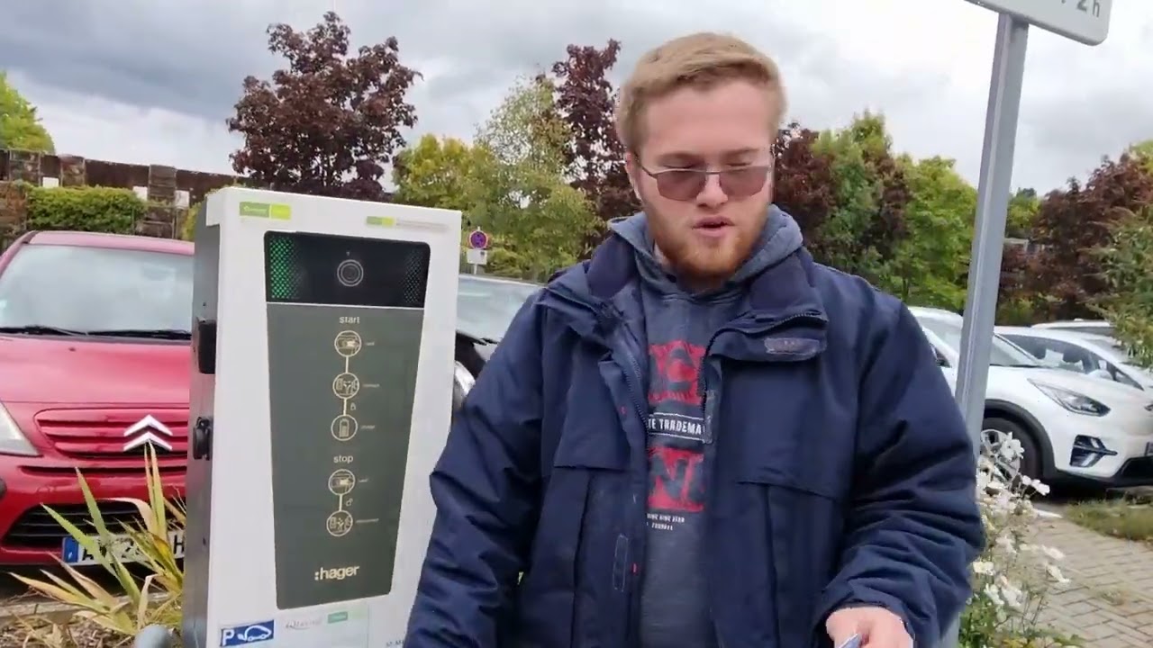 Fonctionnement d'une recharge sur une borne électrique Public 22 kw