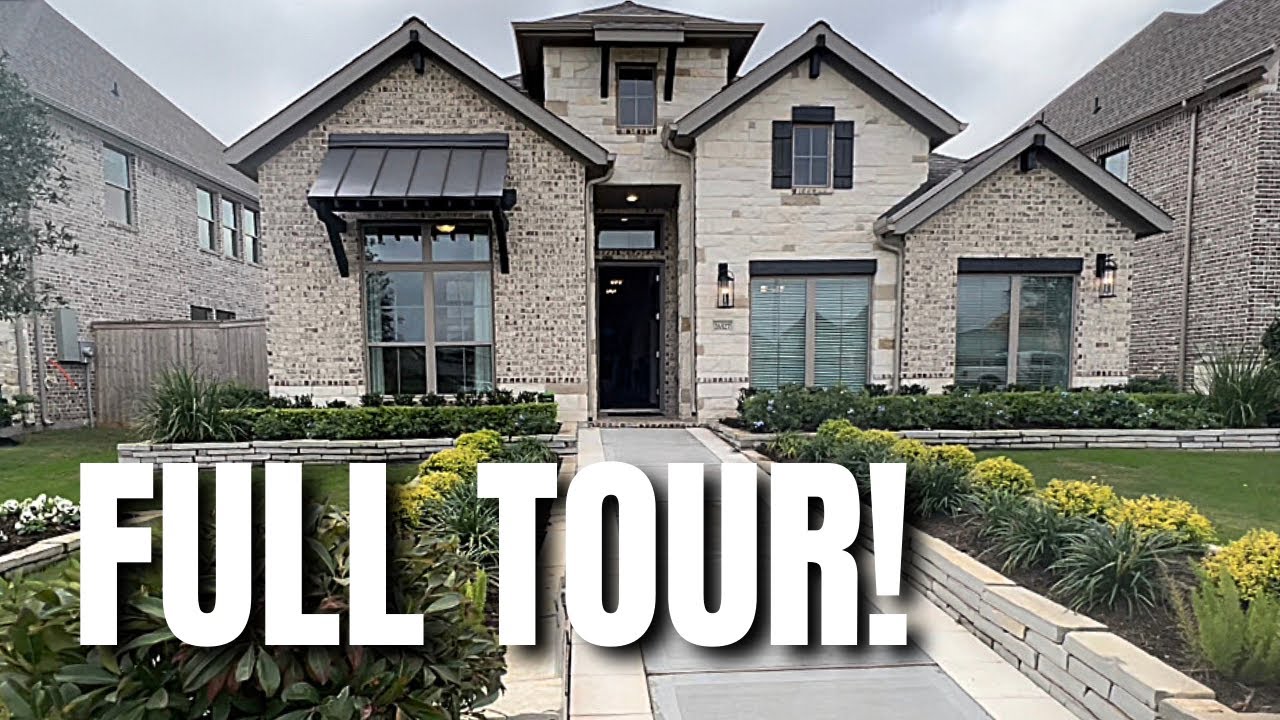 See Inside This 4 Bedroom, 3 Bathroom Home Tour : Interior Design Ideas