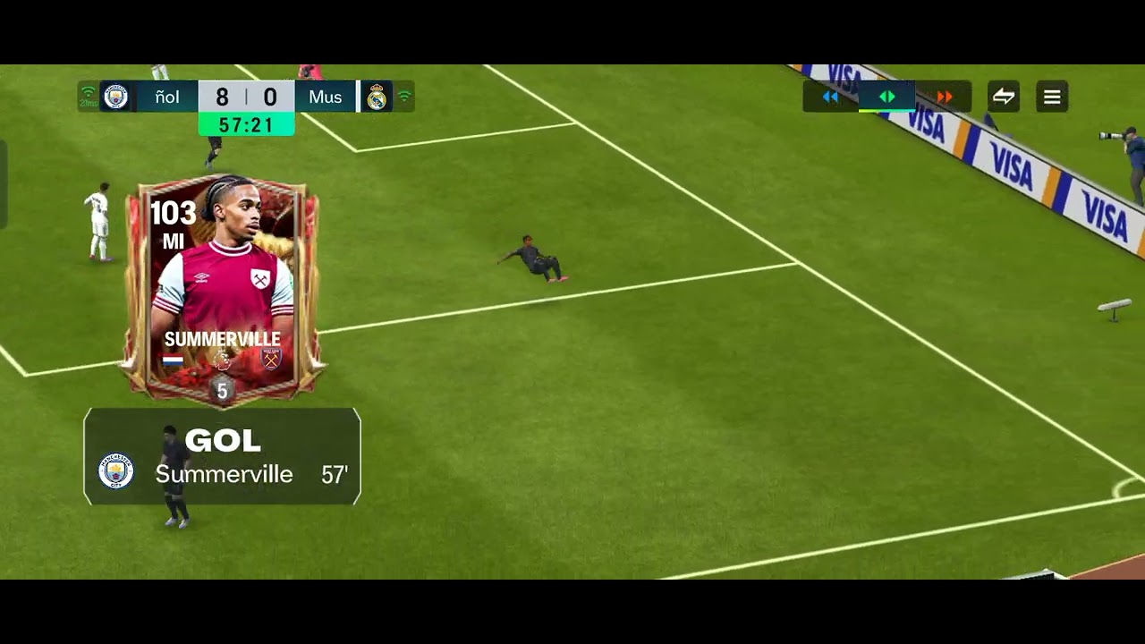 Jugando al FC movile