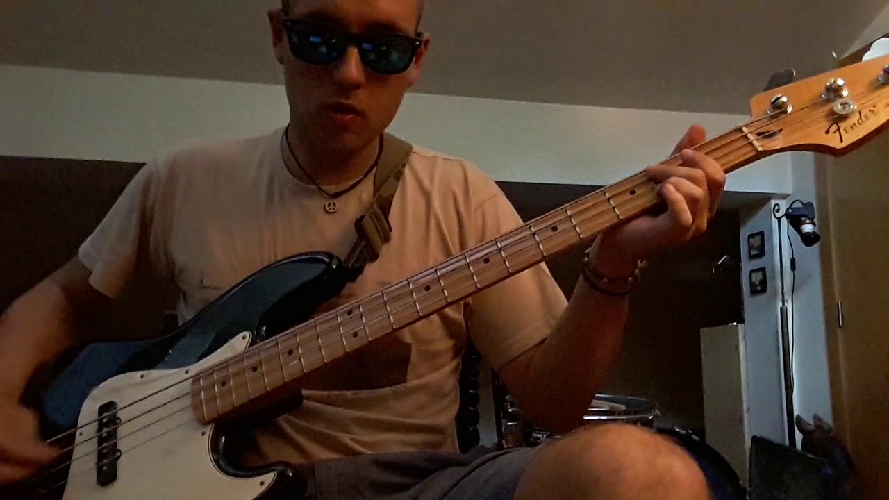 Eskizofrenia rock - arrasate. Bass cover.