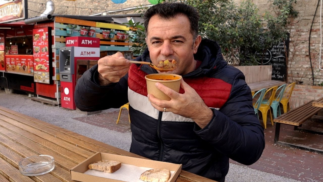 Hungarian Street Food Tour in Budapest | Truly Authentic Flavours