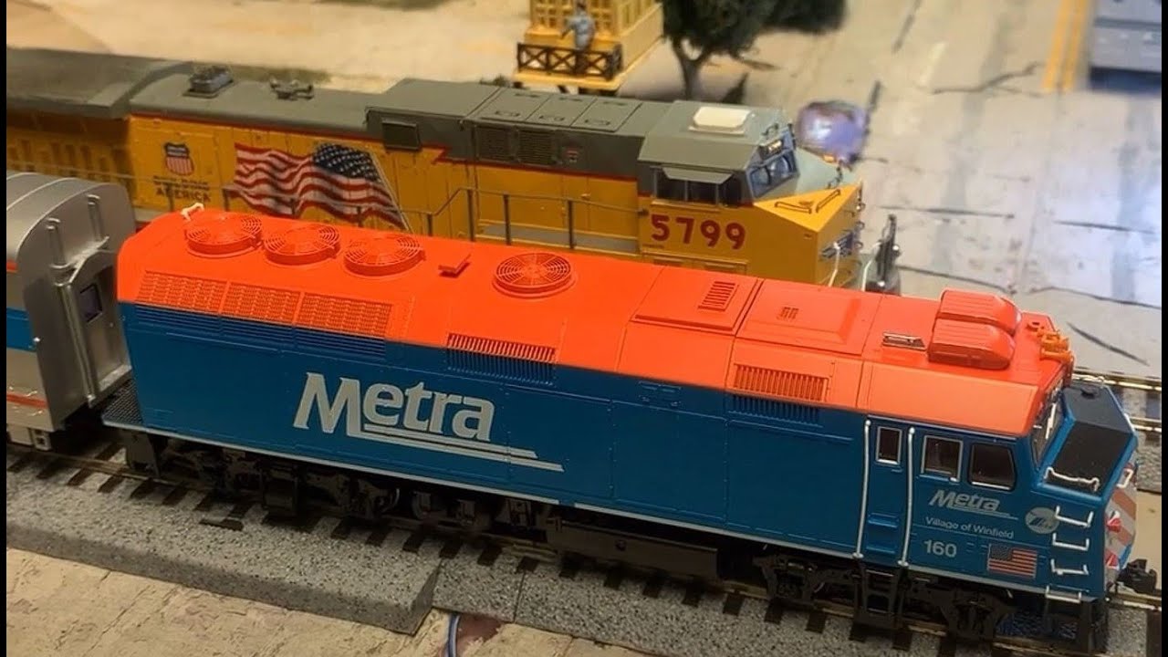KATO Metra HO Trains Final Garage Video for 2022