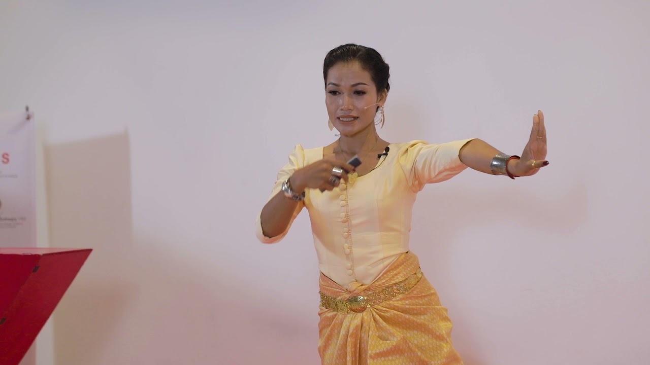 Evolution of Khmer dances and female dancers | Sodhachivy 