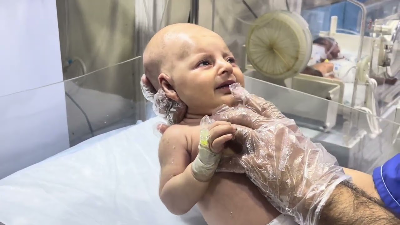 Feeding Cute Baby 🍼👶 | Sweet & Peaceful Moments #CuteBaby #BabyFeeding 