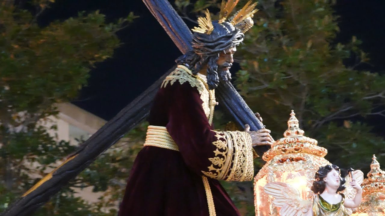 Nuestro Padre Jesús del Gran Poder de regreso por la Magdalena