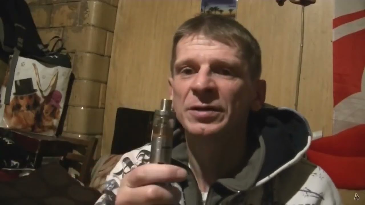 polish bum rips a fat cloud out of a thc pen