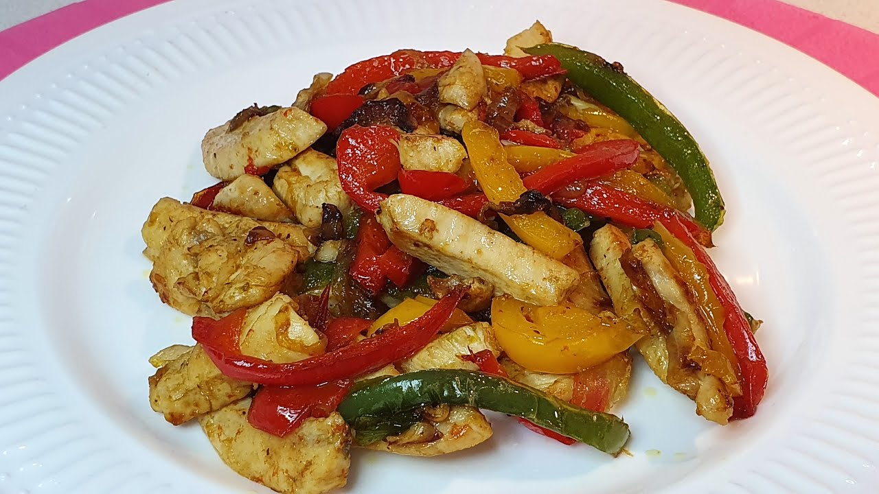 SALTEADO DE POLLO CON PIMIENTOS. Receta equilibrada y fácil. #nuberosaylila #cocinafacil