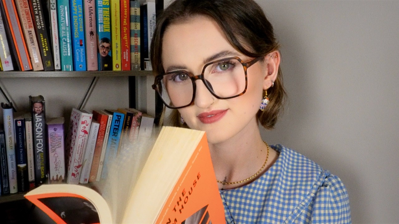 Librarian ASMR! Book Sounds, Recommendations, Short Story Reading, Inaudible Whispers 📚