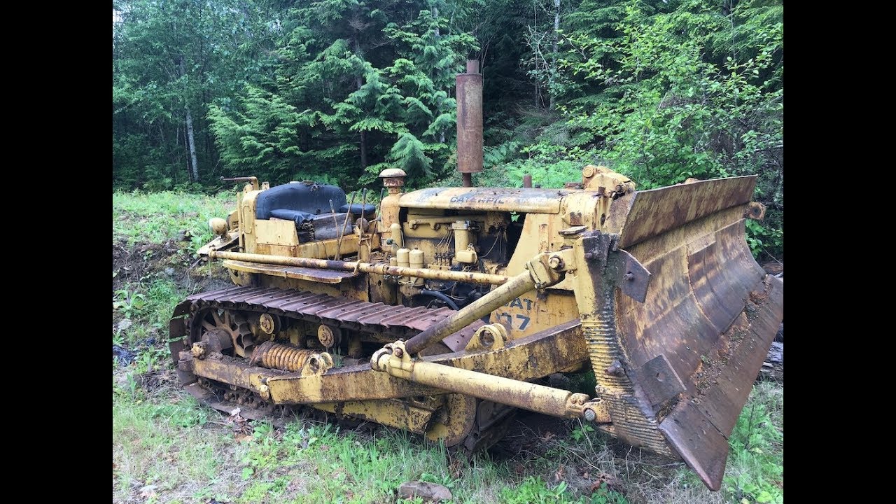 1951 Caterpillar D7 с тросовым стартером.