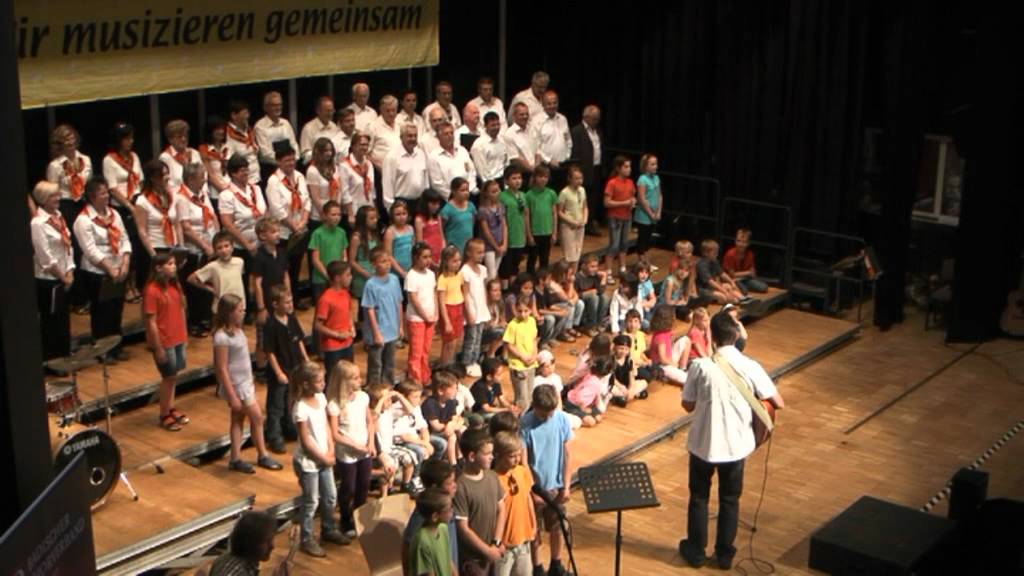 Liederkranz Rippolingen 2011 Grundschule: Im Stau