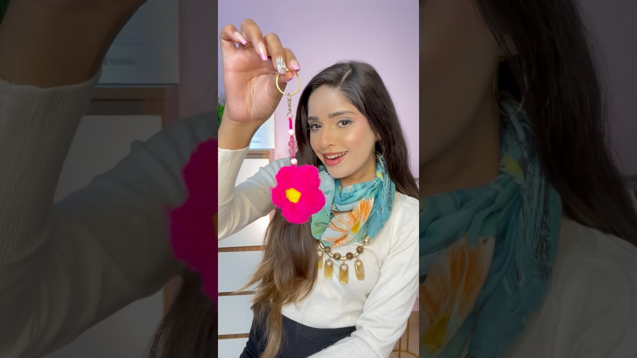 OMG! Made Cute Flower Keychain Out Of Wool 🌸🧶🤯 || #trending #viral #shorts