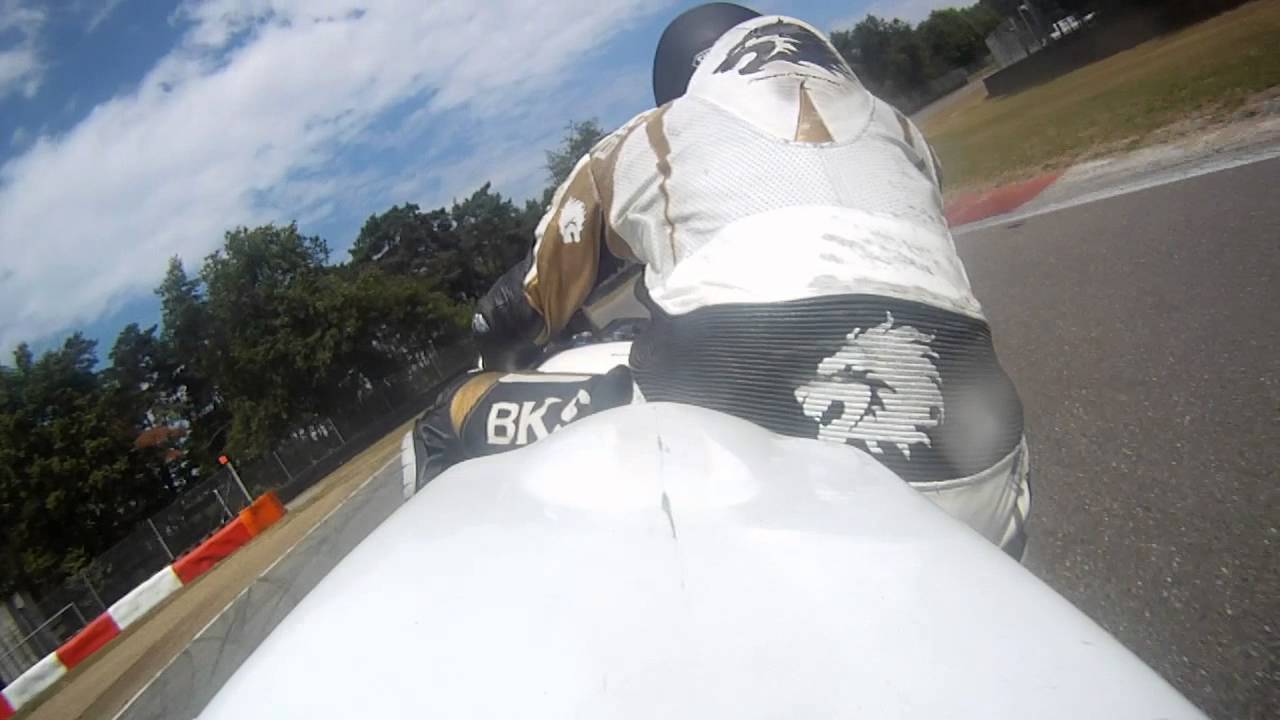 Motorsportschool vrij rijden - minder snel circuit Heusden-Zolder Honda CBR600RR