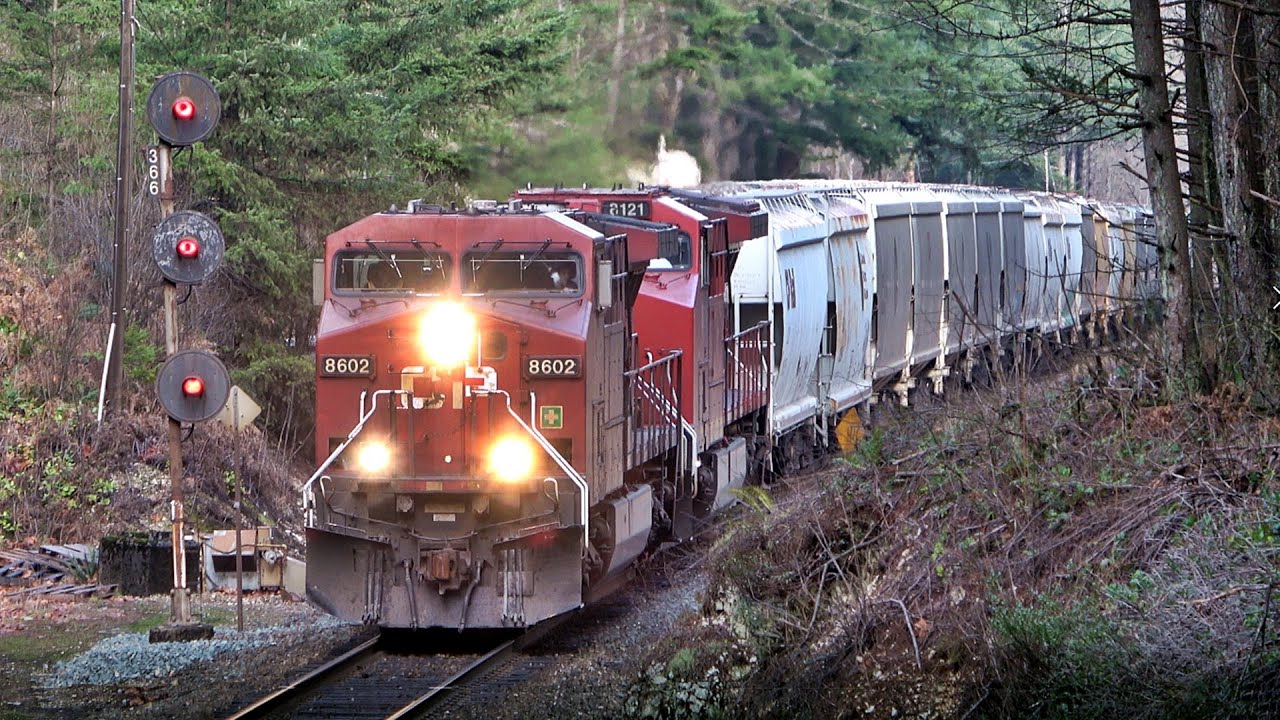 BC FLOODS AND WASHOUTS, DIRRECTIONAL RUNNING RE-ROUTES! 7 WB Trains, CN SD60s, EX CREX DPU, & K5LLA