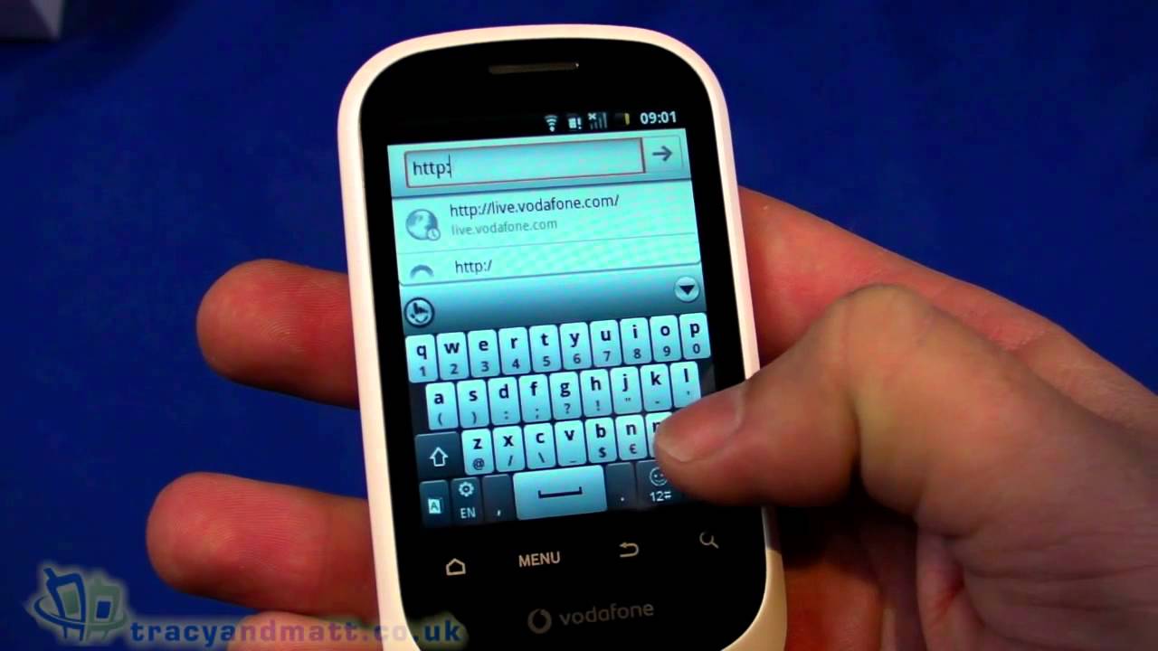 Vodafone 858 Smart unboxing video