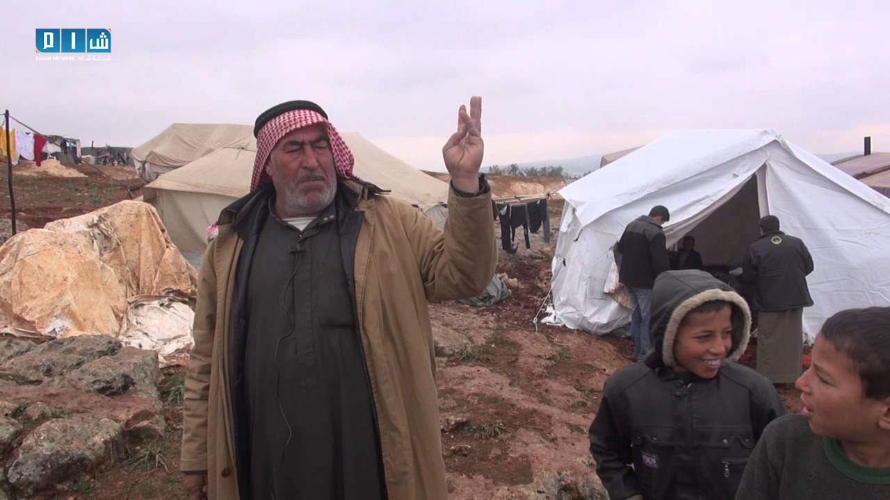 شام ريف حلب الغربي تفاقم معاناة النازحيين في مخيمات النزوح مع قدوم العاصفة الثلجية