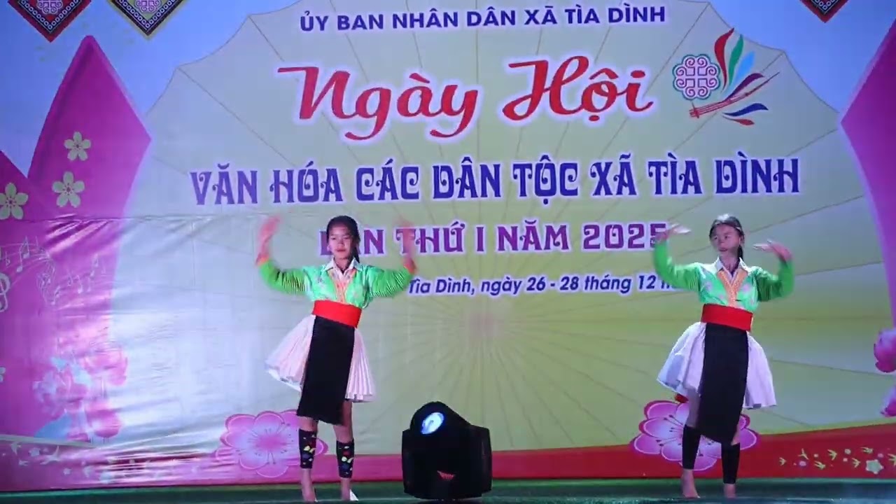 Seev cev tshiab peb caug hav liaj 