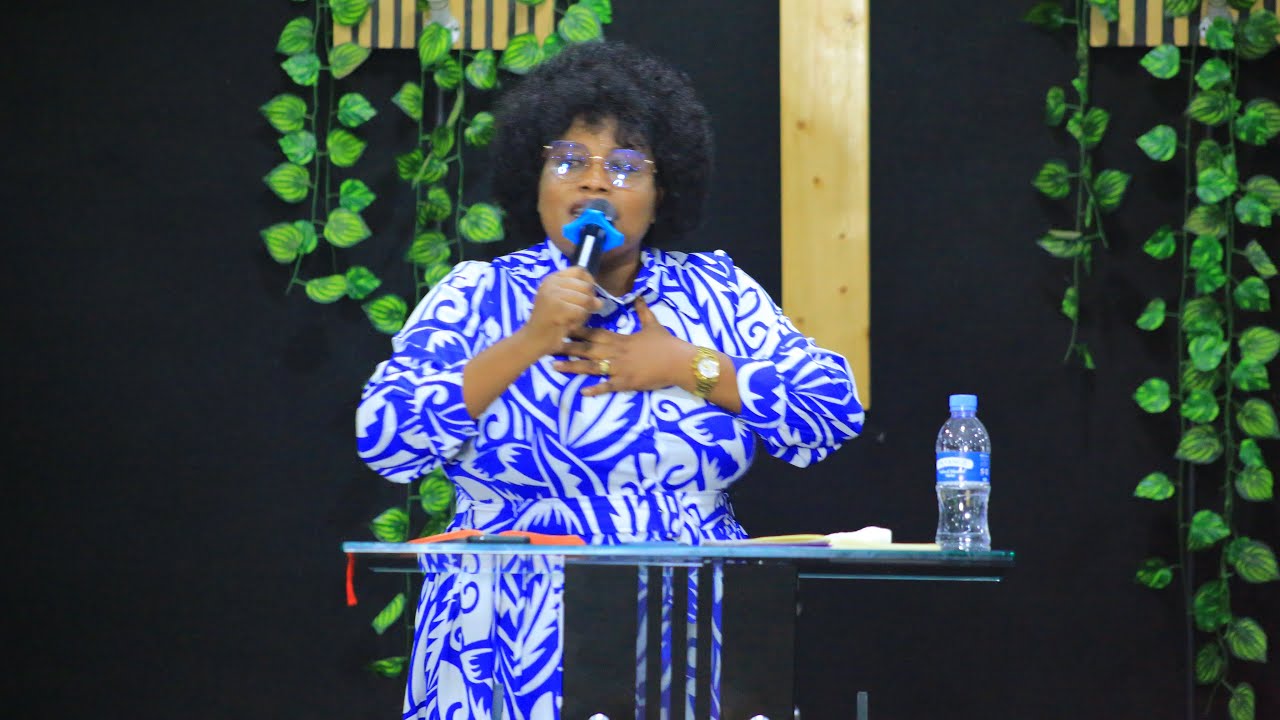 🚨Amagambo Yuje Ubwenge (Kugendana Uburuhukiro Mwisi Yuzuye Umuruho )with Pastor MUTESI 