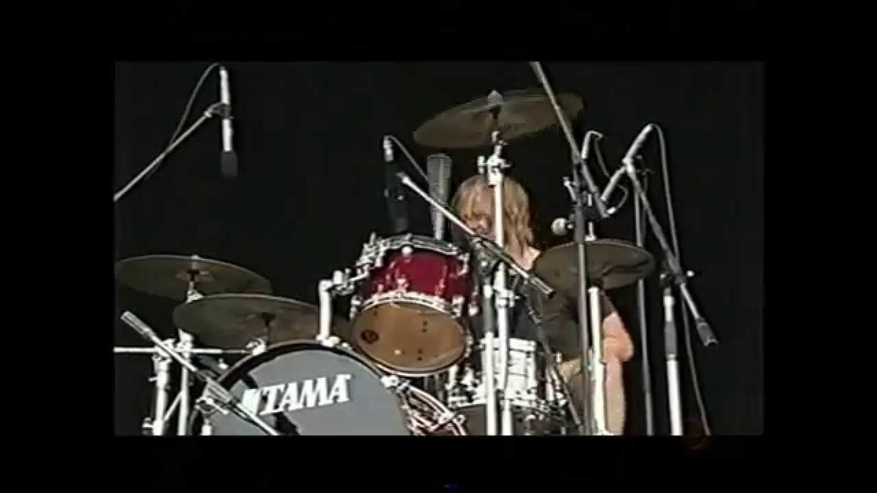 Taylor Hawkins and the Coattail Riders