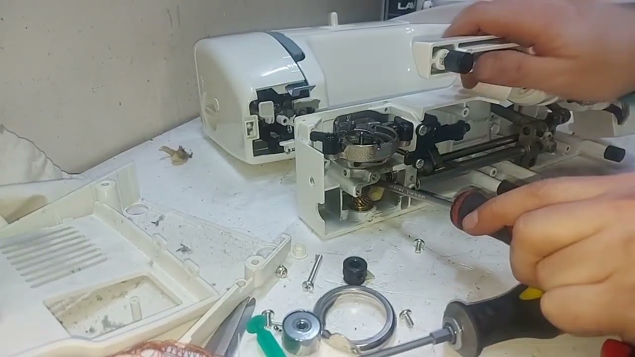 Замена полушестерни на JANOME 419S