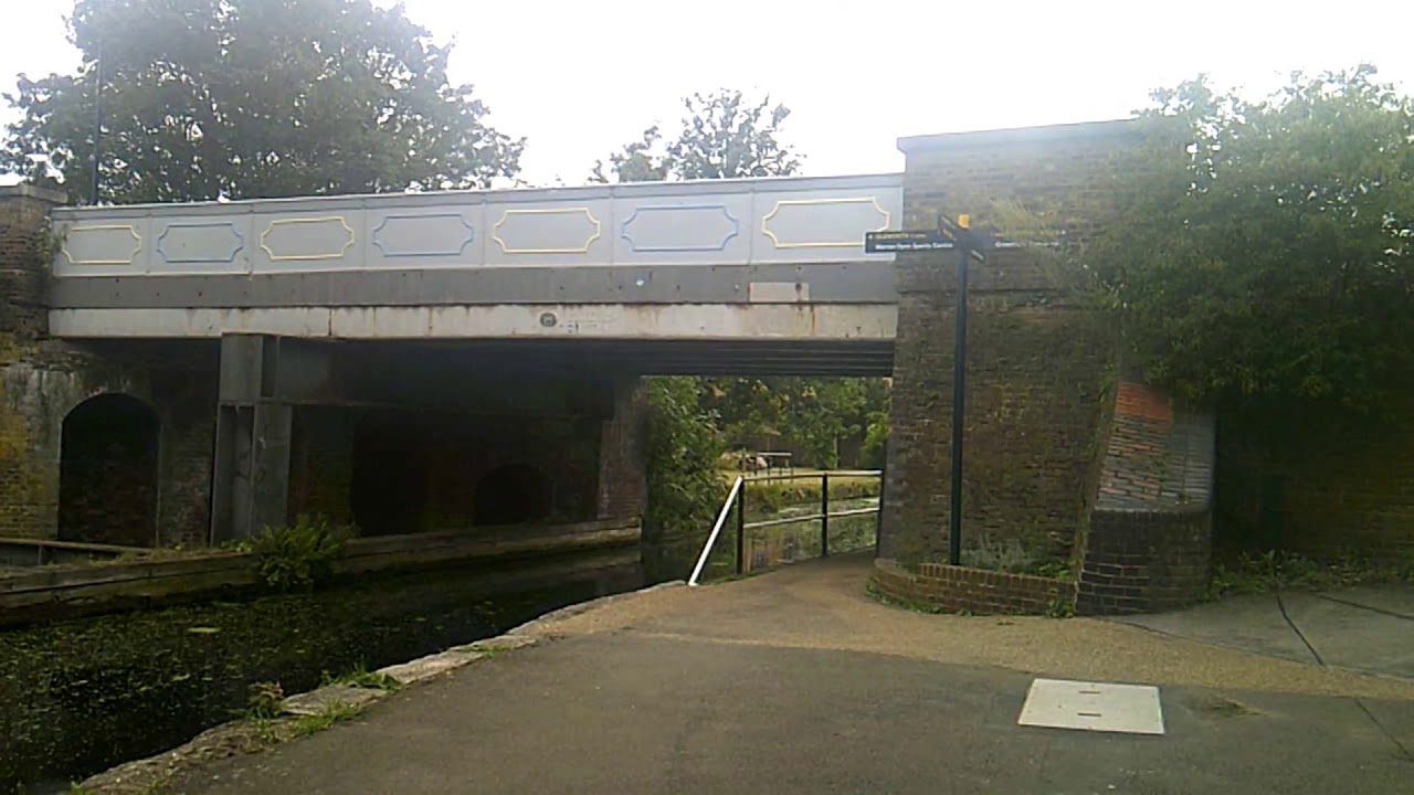 Walks | Grand Union Canal | Three Bridges, Windmill Lane to Southall