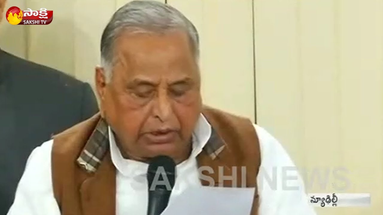 I am the national president of the Samajwadi Party, asserts Mulayam Singh Yadav