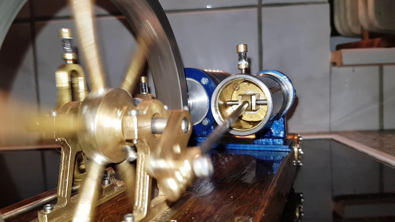 Stirlingmotor Die Große Laura