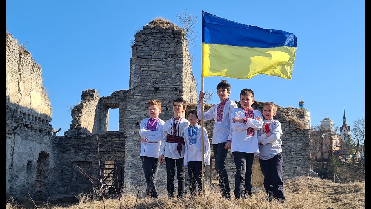 Доброго вечора, ми з України! Good evening, we are from Ukraine!