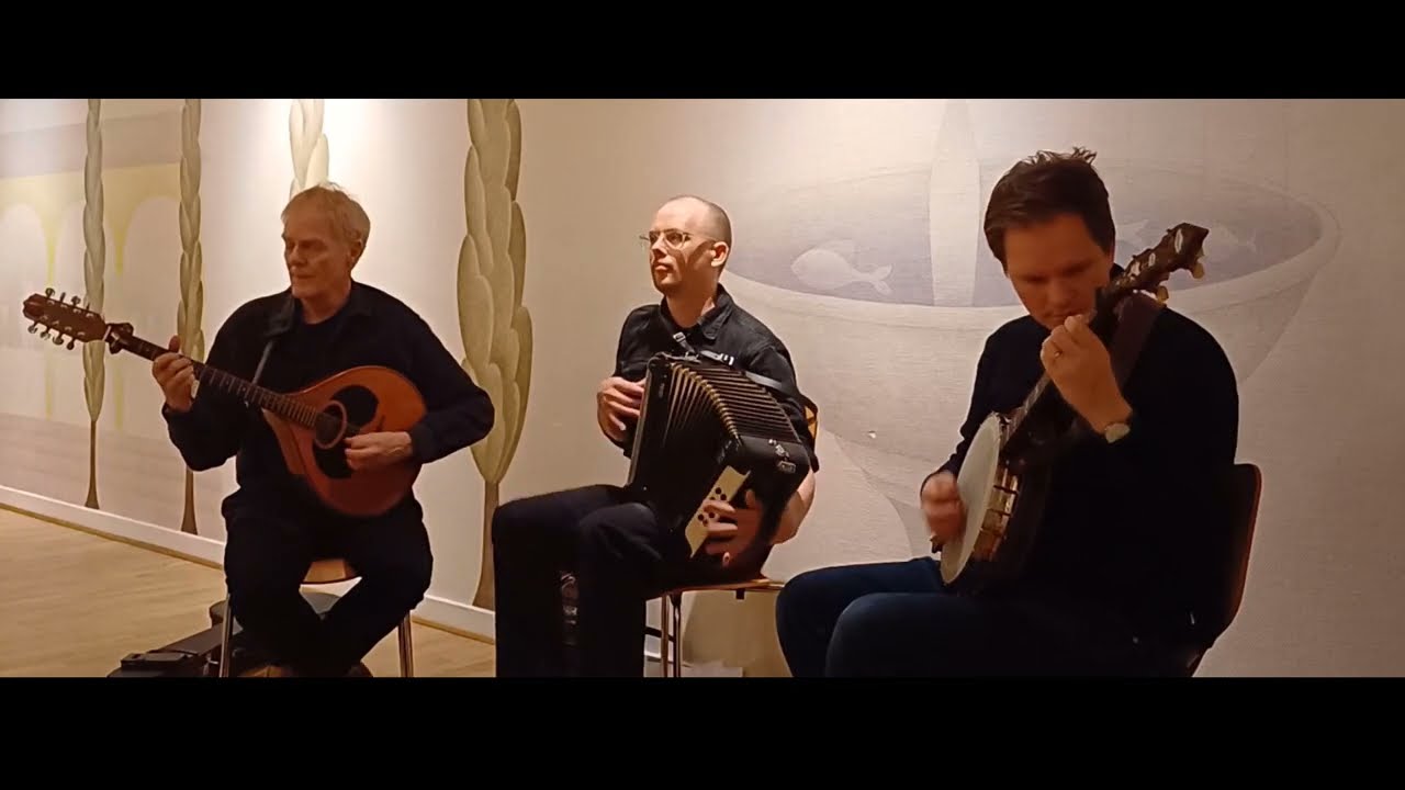 Miss Monaghan / The Virginia Reel