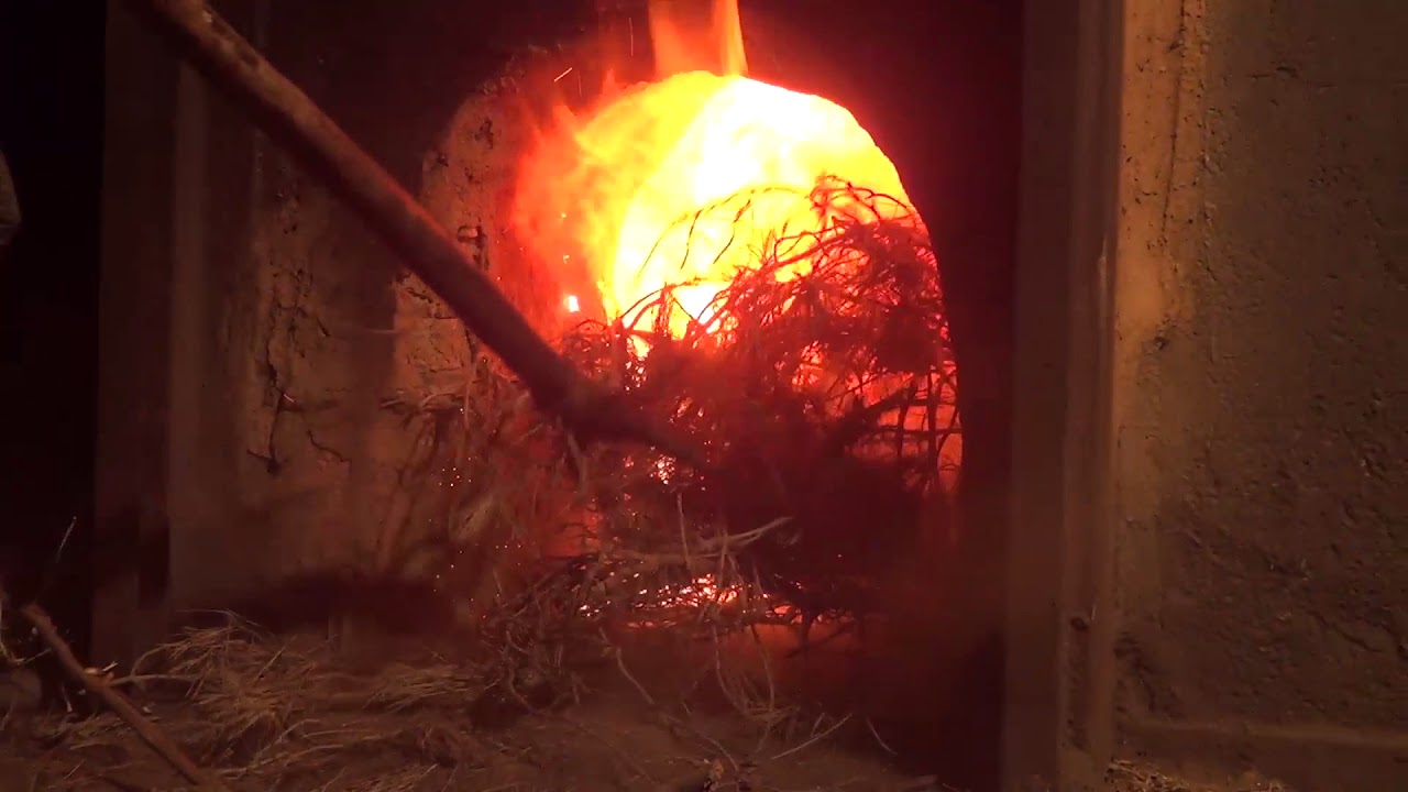 Horno vertical de cerámica negra