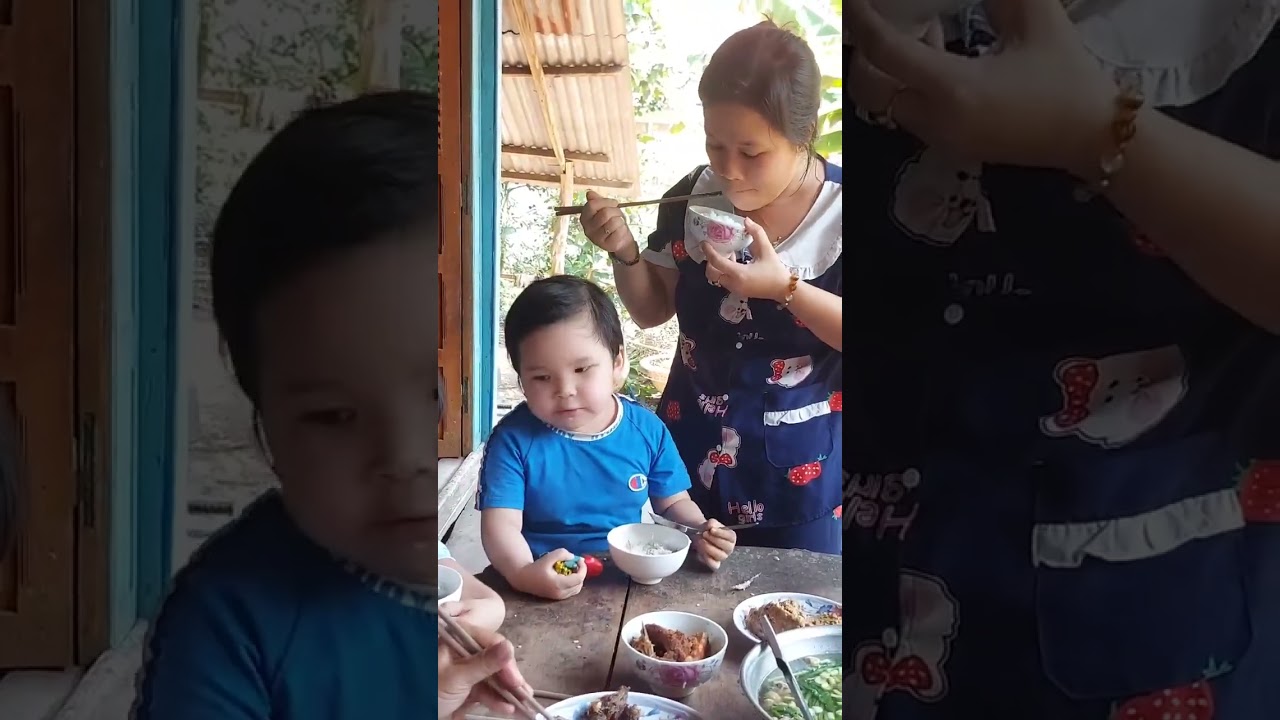 Con trai học mẫu giáo