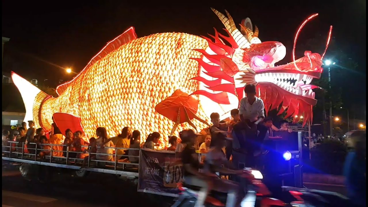 Đêm 13/8 Trung Thu Tuyên Quang 2020 - Tất cả mô hình đã xuống phố