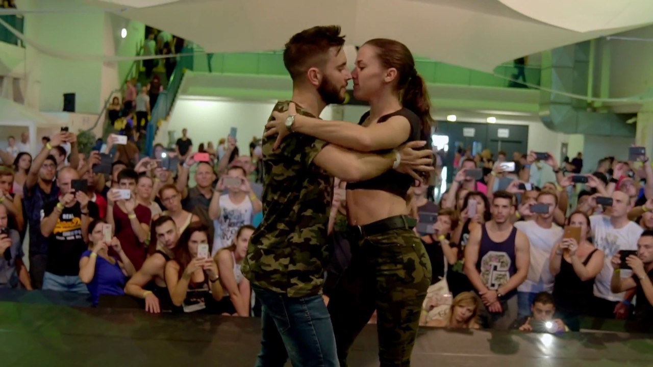 Jorge y Aroa Bachata Sensual Bachatart France