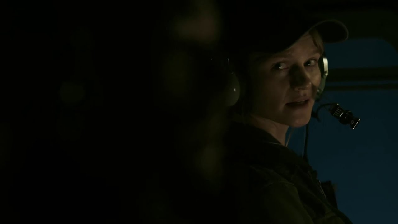 Fear The Walking Dead S3E2 - Travis dies | Helicopter scene intro