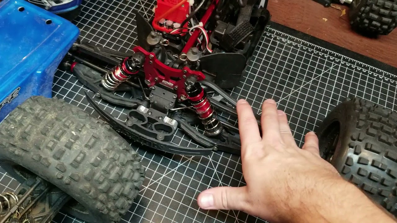 Is the Tekno ET48 2.0 a Good Basher?