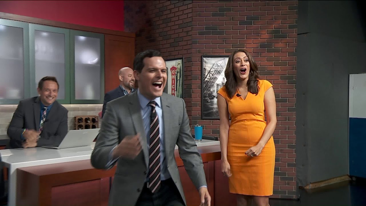 Dads surprise WGN anchors ahead of Father`s Day weekend