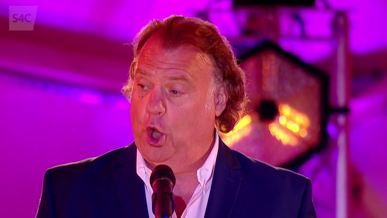 Syr Bryn Terfel a Matthew Gough - Hwn yw fy Mrawd