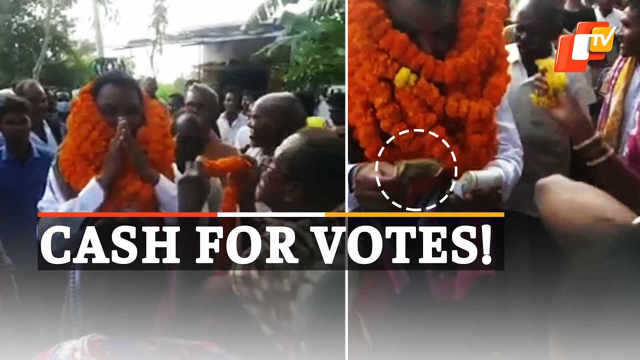 Viral Video: Odisha &lsquo;Sarpanch Candidate&rsquo; Found Distributing Money To Voters! | OTV News